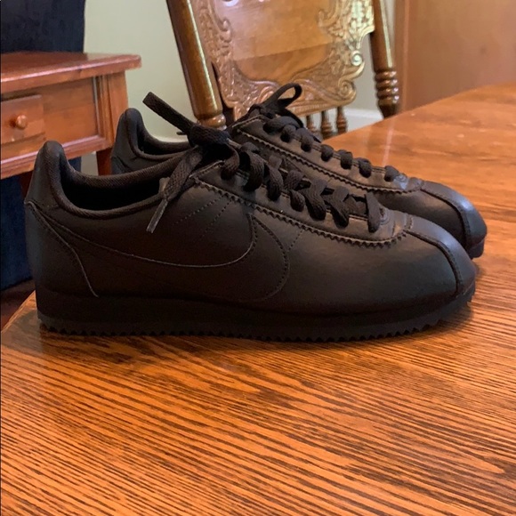 cortez triple black